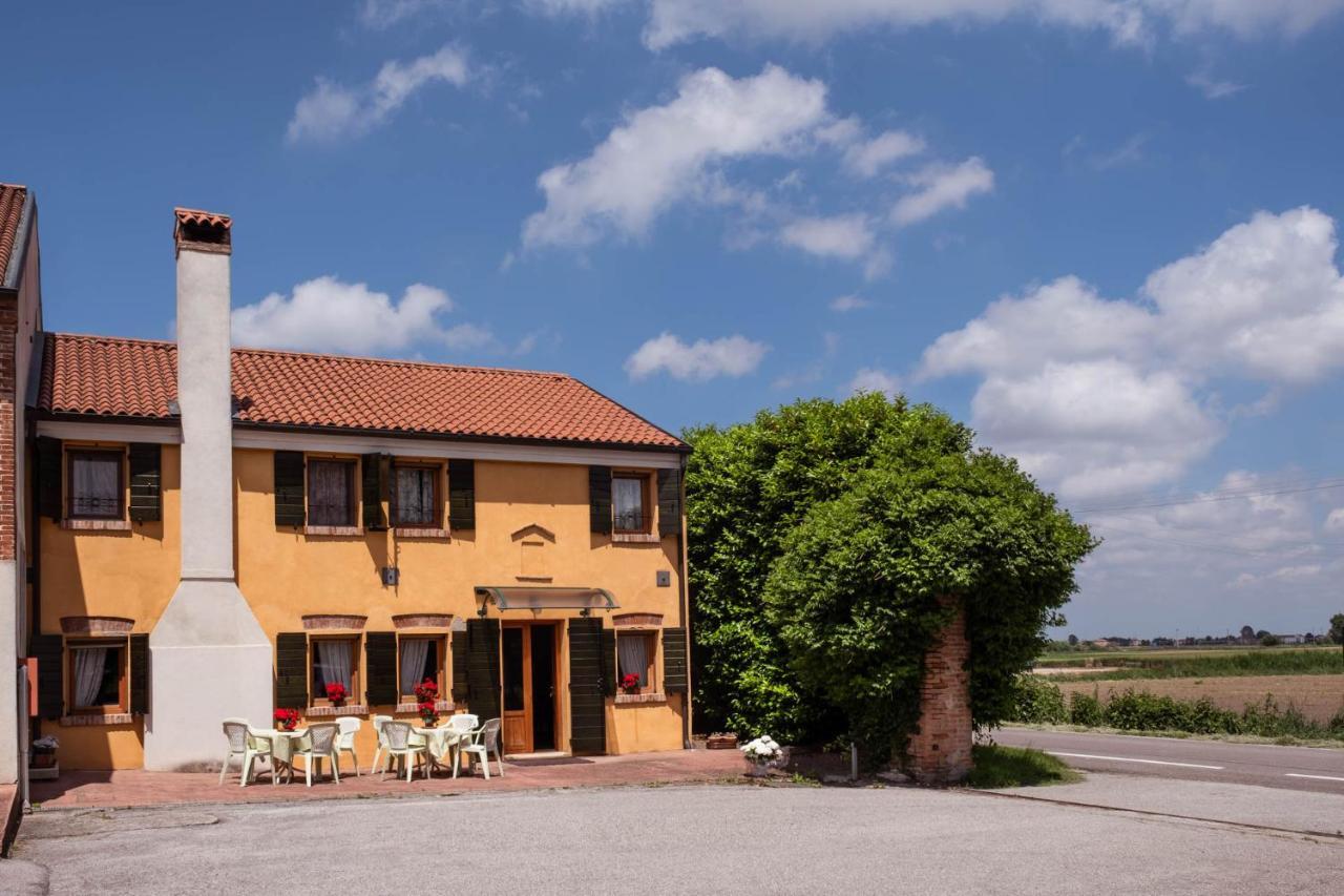Agriturismo Le 4 Rose Vescovana Екстериор снимка